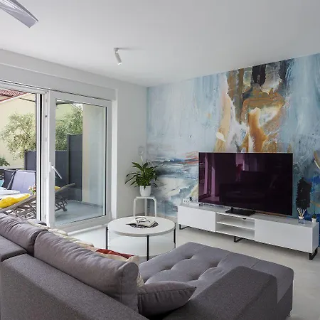 Faszinierendes 100 Meter Zum Sandstrand Mit Whirlpool, Meerblick Apartment Medulin