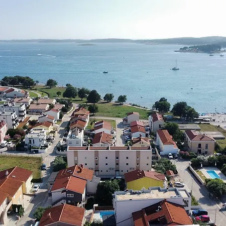 Faszinierendes 100 Meter Zum Sandstrand Mit Whirlpool, Meerblick *