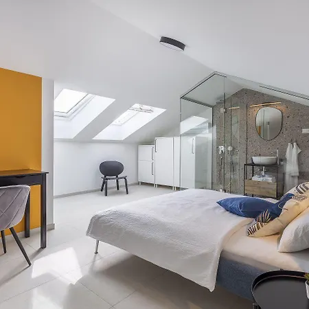Apartment Faszinierendes 100 Meter Zum Sandstrand Mit Whirlpool, Meerblick Medulin